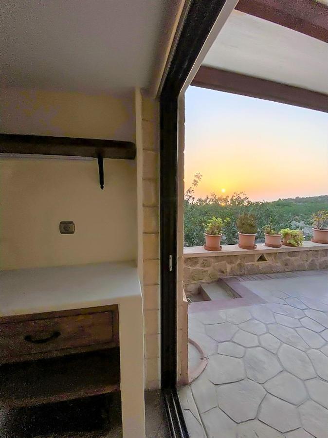 Pistachio Guesthouse, Παραδοσιακός Ξενώνας Vathí Buitenkant foto