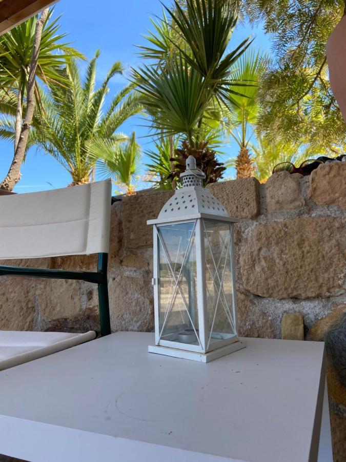 Pistachio Guesthouse, Παραδοσιακός Ξενώνας Vathí Buitenkant foto