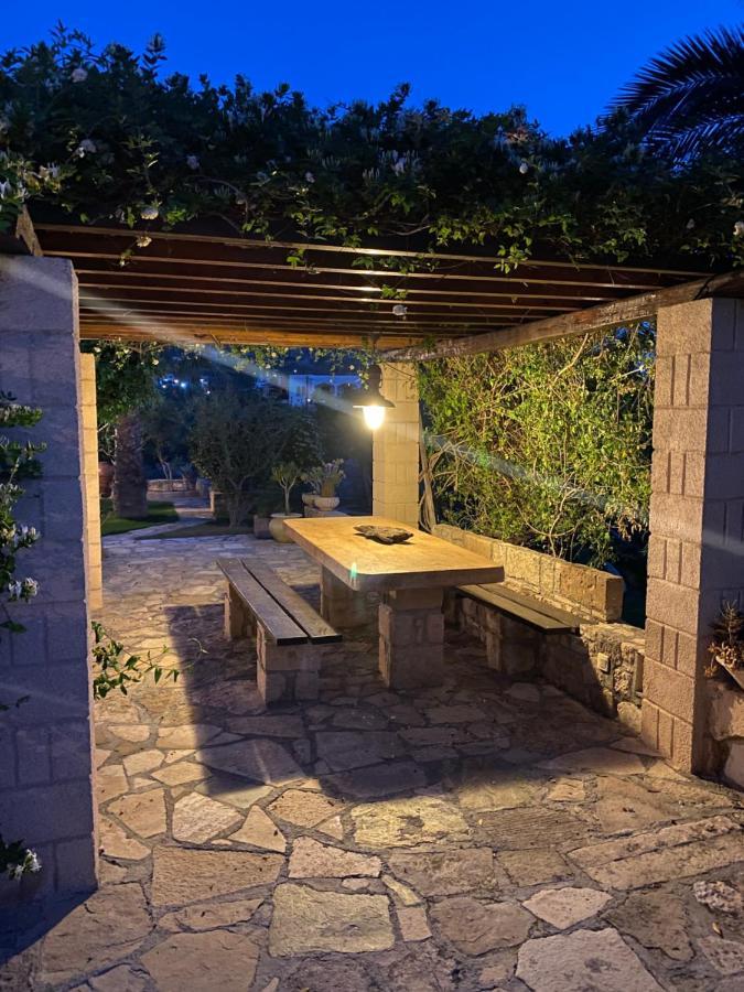 Pistachio Guesthouse, Παραδοσιακός Ξενώνας Vathí Buitenkant foto